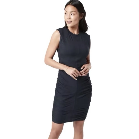ATHLETA | Apres Convertible Cap Sleeve Ruched Stretch Navy/Black Dress | Small - Picture 4 of 15
